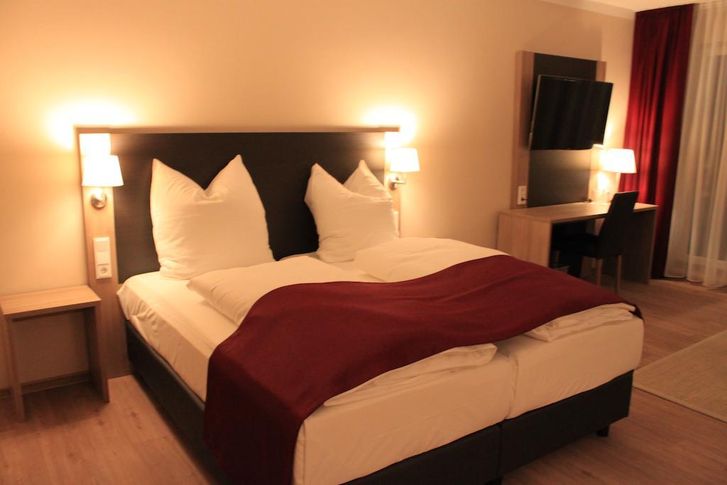 Troll'S Brauhaushotel Медебах Номер фото